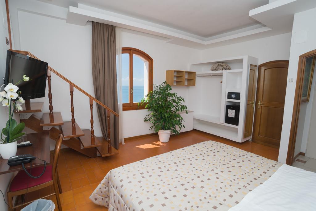 Villa Scapone 马蒂纳塔 外观 照片